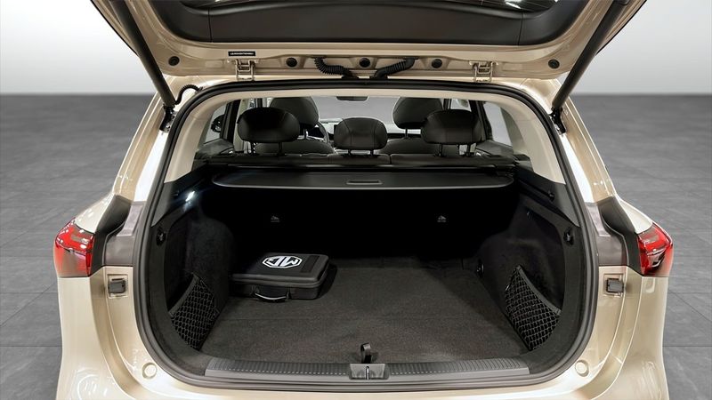 MG S6 EV bild 10