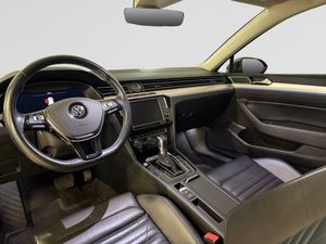 Volkswagen Passat bild 12