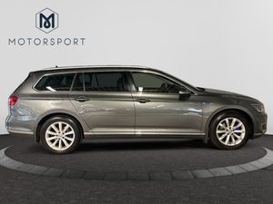 Volkswagen Passat bild 8