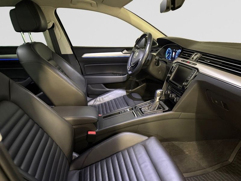 Volkswagen Passat bild 17