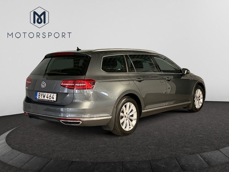 Volkswagen Passat bild 7