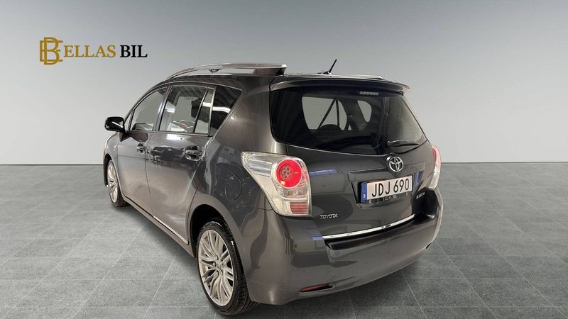 Toyota Verso bild 5