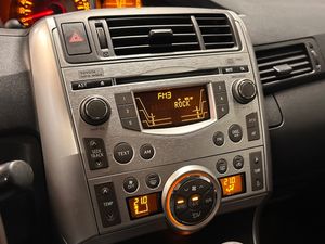 Toyota Verso bild 18