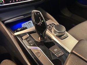 BMW 520 bild 24