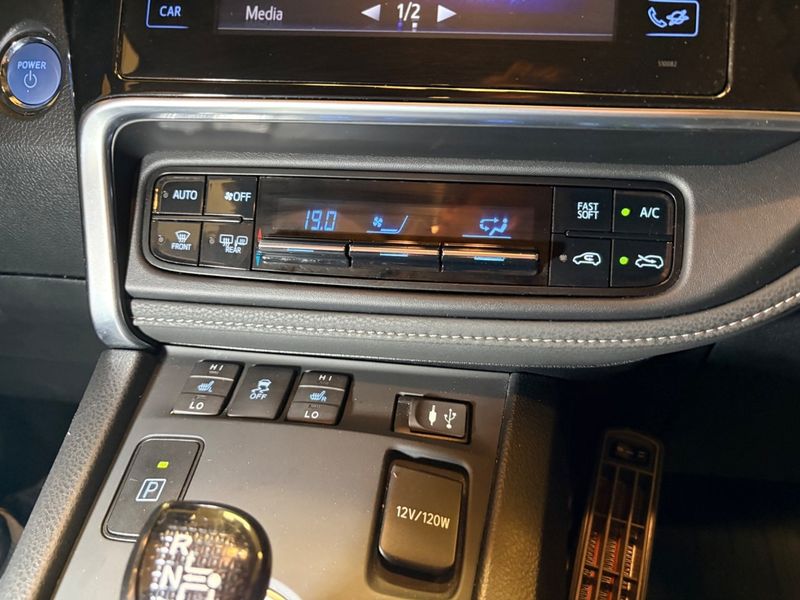Toyota Auris bild 16