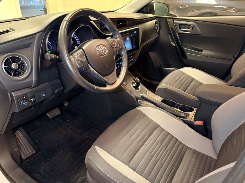 Toyota Auris bild 5