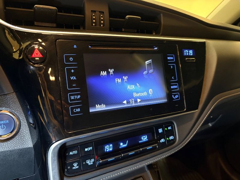 Toyota Auris bild 14