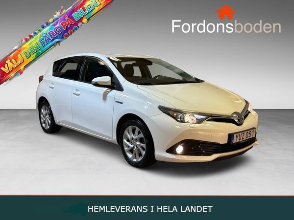 Toyota Auris Hybrid e-CVT Active Motorvärmare Backkamera - 2017