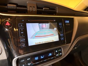 Toyota Auris bild 15