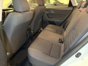 Toyota Auris bild 19