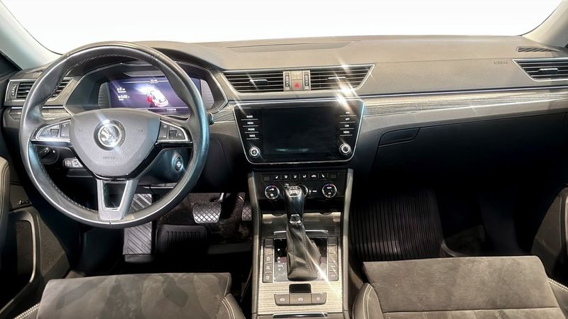 Skoda Superb bild 8