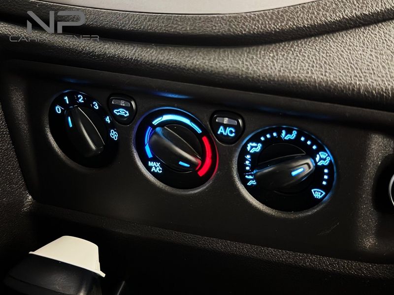 Ford Transit bild 13