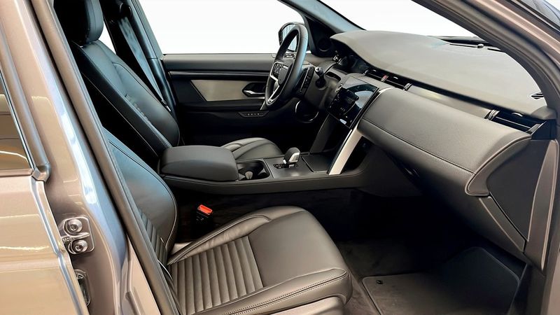 Land Rover Discovery Sport bild 3