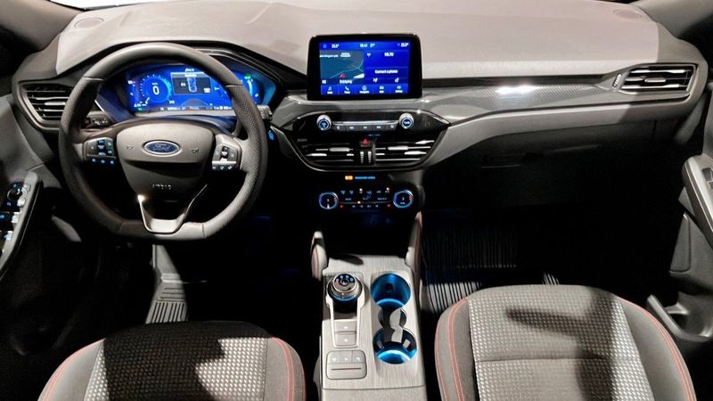 Ford Kuga bild 4