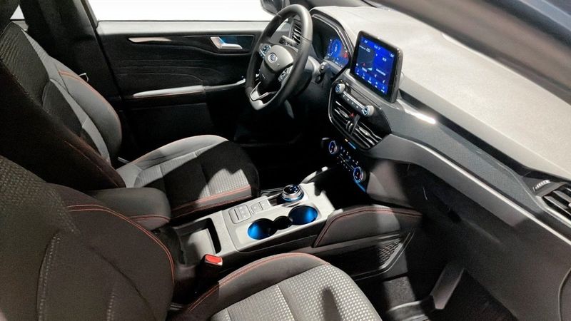 Ford Kuga bild 3