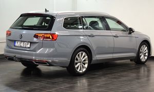 Volkswagen Passat bild 6
