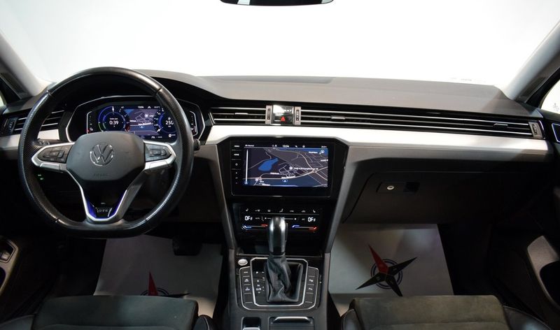 Volkswagen Passat bild 15