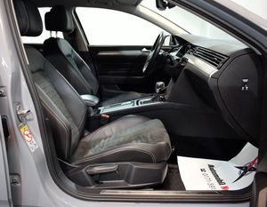 Volkswagen Passat bild 21