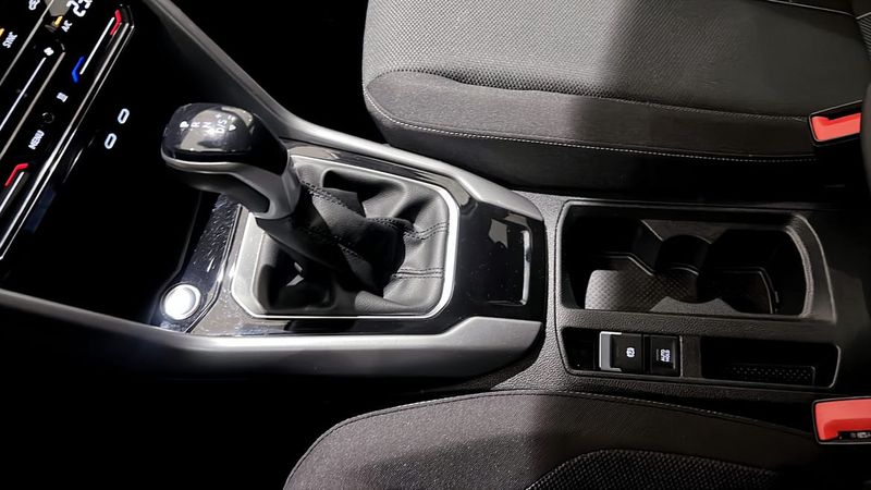 Volkswagen T-Roc bild 15
