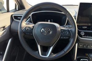 Toyota Corolla Cross bild 13