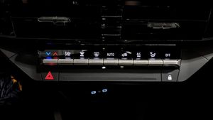 Renault Clio bild 18