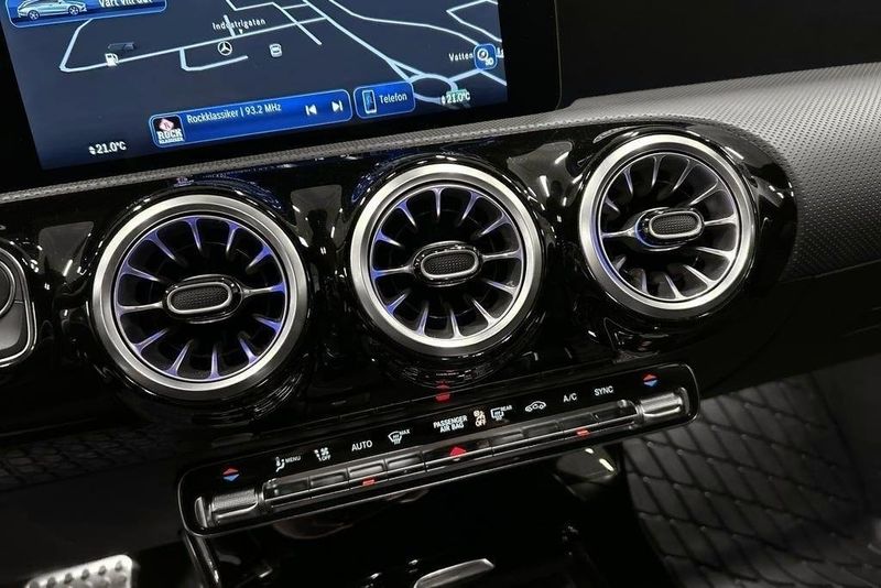 Mercedes CLA200 bild 13
