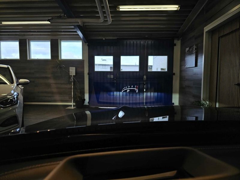 Mercedes C63 AMG bild 15