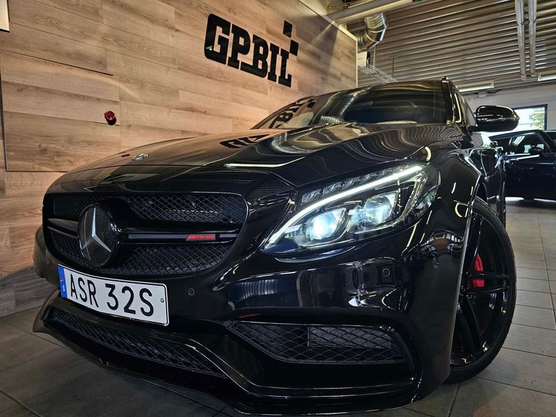 Mercedes C63 AMG bild 24