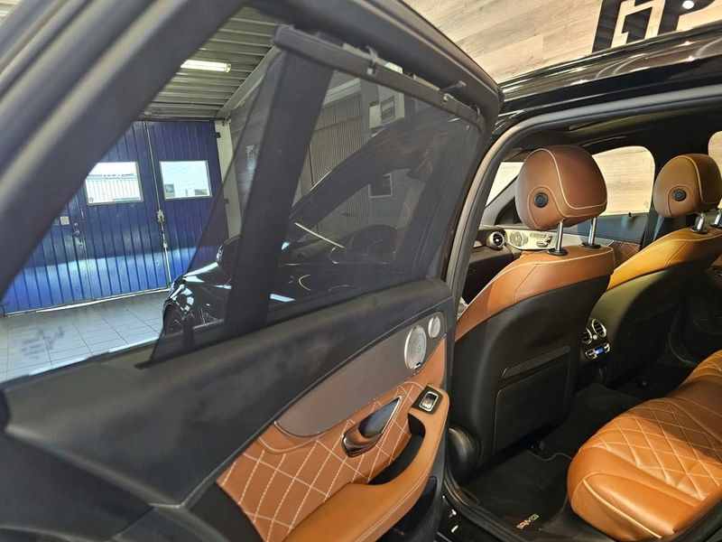 Mercedes C63 AMG bild 9