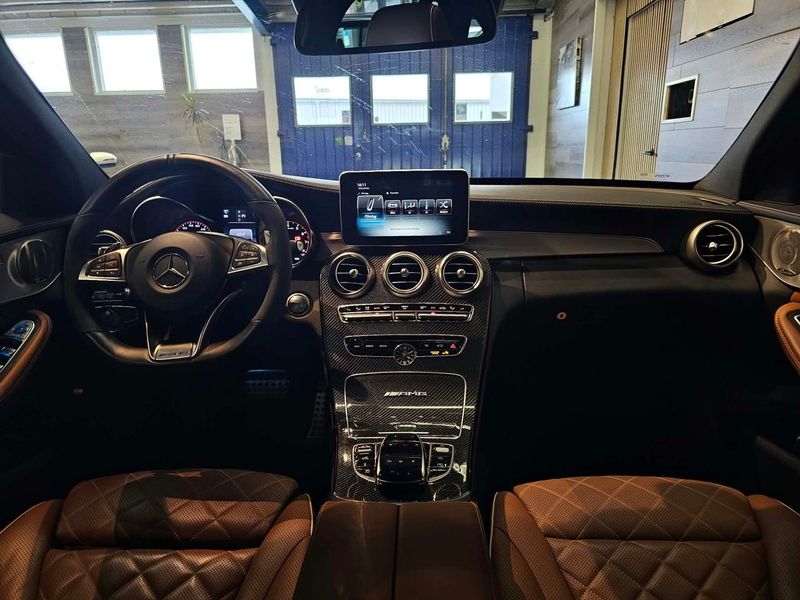 Mercedes C63 AMG bild 13