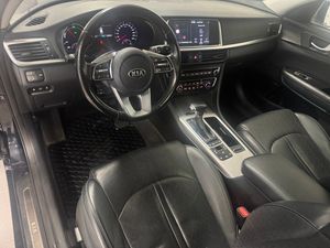Kia Optima bild 8