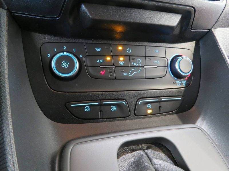 Ford Transit Connect bild 6