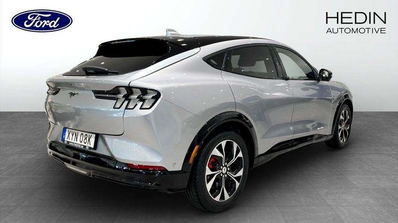 Ford Mustang Mach-E bild 2