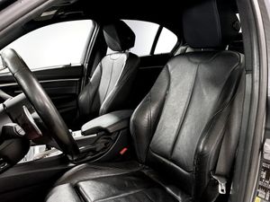 BMW 330 bild 4
