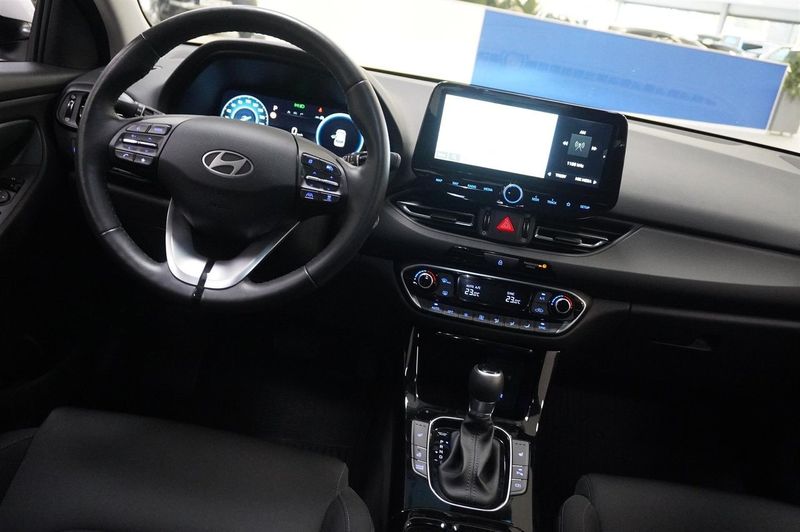 Hyundai i30 bild 8