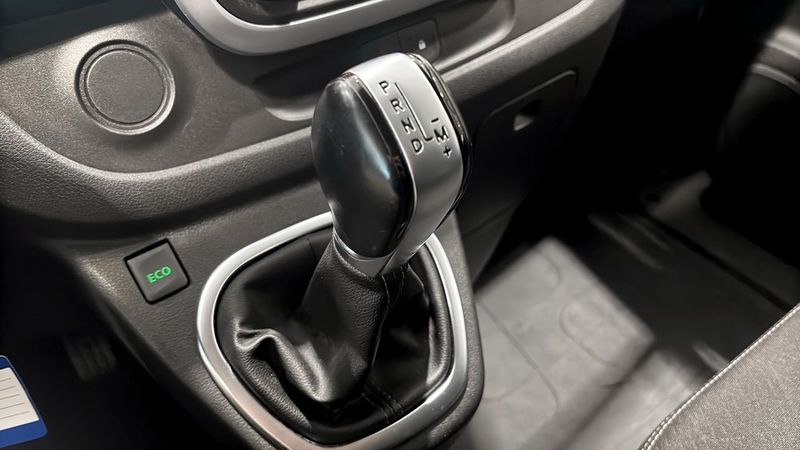 Nissan NV300 bild 15