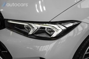 BMW 330 bild 12
