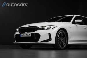 BMW 330 bild 13