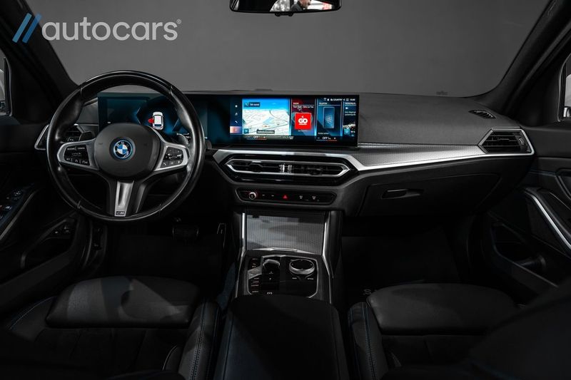 BMW 330 bild 18
