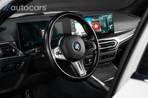 BMW 330 bild 17