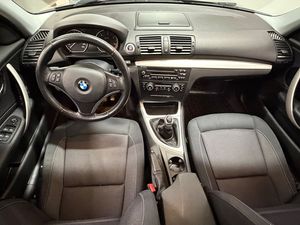 BMW 118 bild 11