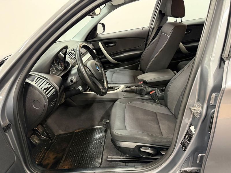 BMW 118 bild 8