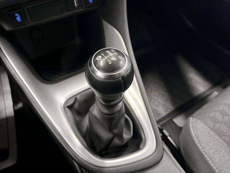 Toyota Yaris bild 18