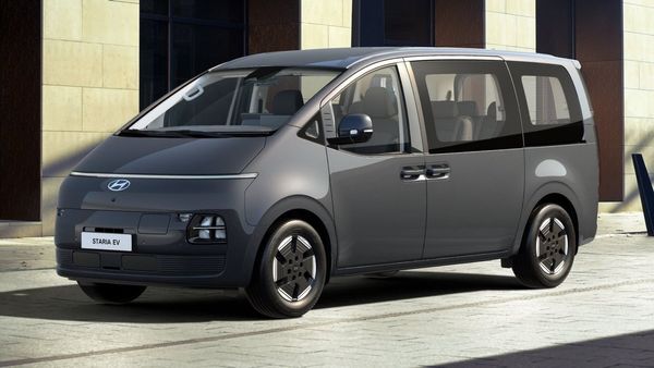 Hyundai Staria Staria 84kWh TREND 9-SITS - LANSERINGSRABATT - 2027
