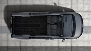 Hyundai Staria bild 6