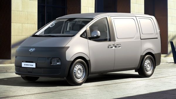 Hyundai Staria Staria 84kWh CARGO 3-SITS / SKÅP - LANSERINGSRABATT 80,000 KR - 2027
