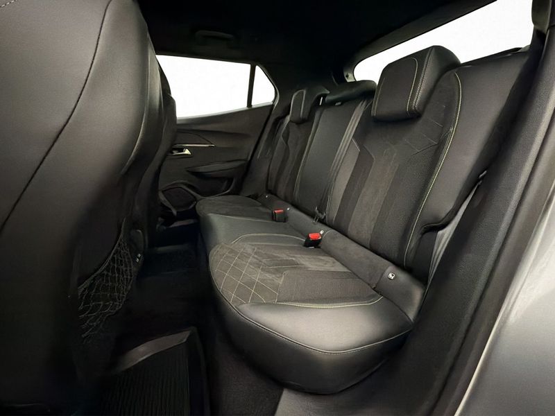 Peugeot e-2008 bild 18