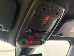 Peugeot e-2008 bild 37