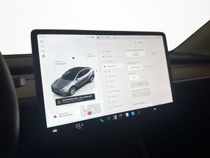 Tesla Model Y bild 25