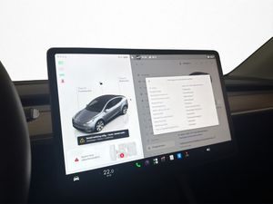 Tesla Model Y bild 27